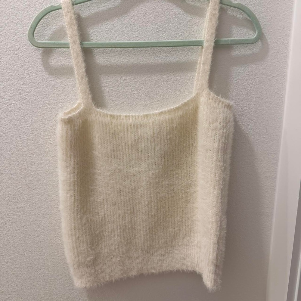 Cream fuzzy tank top Size M